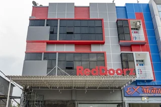 Медан: RedDoorz Plus near Millenium ICT Centre Medan 2