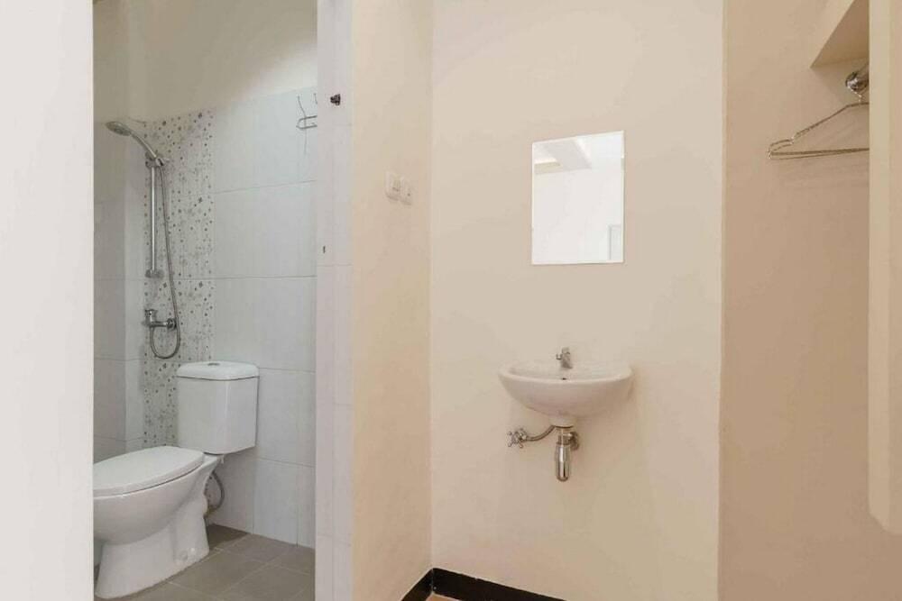 Медан: RedDoorz Plus near Millenium ICT Centre Medan 2