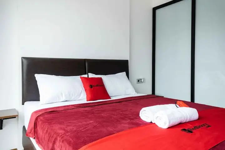 RedDoorz Plus near ICE BSD 2 — фото 4