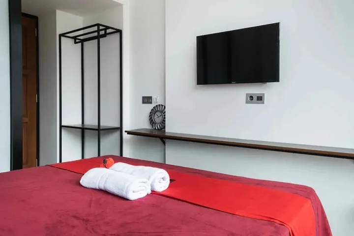 Legok: RedDoorz Plus near ICE BSD 2