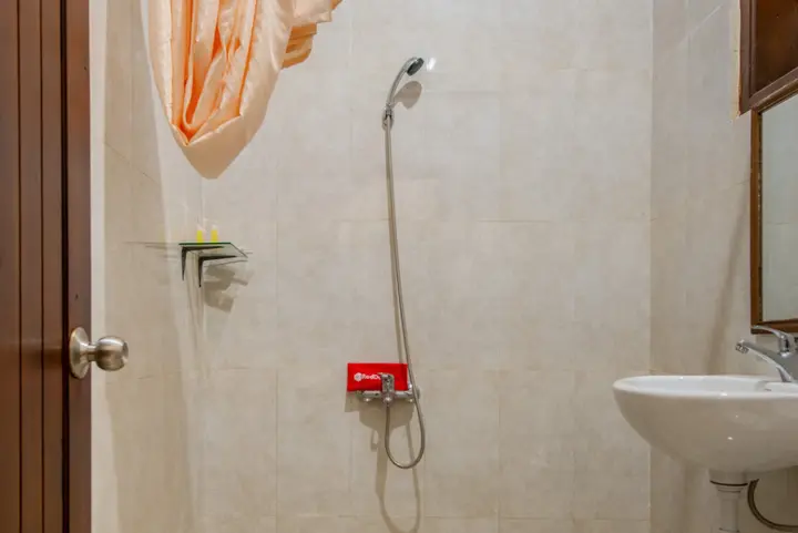 Маланг: RedDoorz Plus near Balai Kota Batu 2