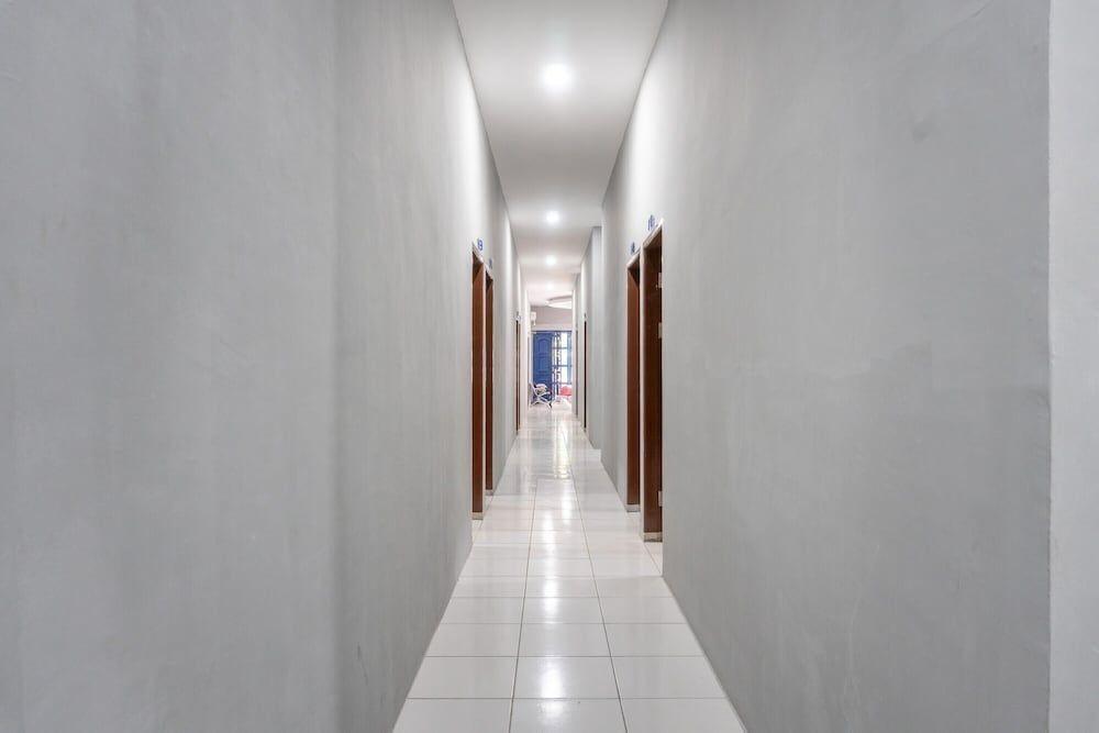 Медан: RedDoorz near Manhattan Square Medan