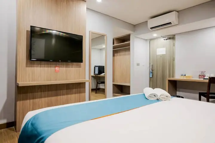 Джакарта: Sans Hotel Puri Indah Jakarta