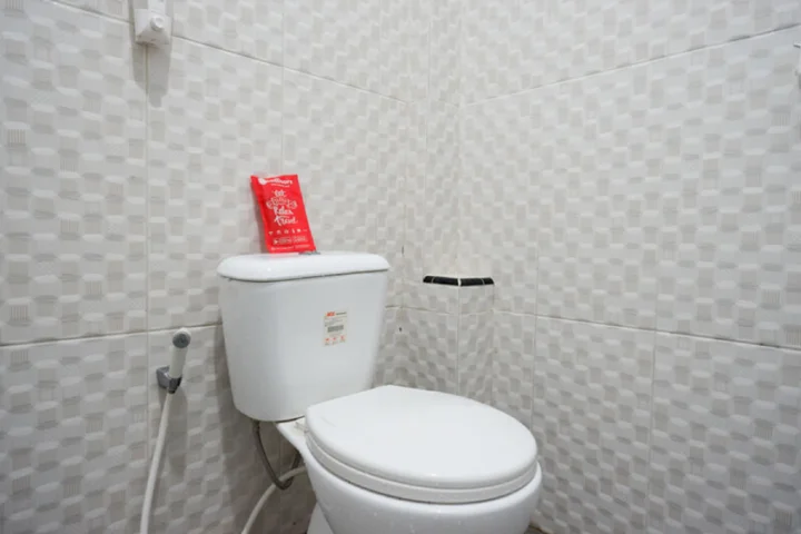 Семаранг: RedDoorz Syariah Near Gerbang Toll Manyaran