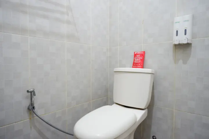 Семаранг: RedDoorz Syariah Near Gerbang Toll Manyaran