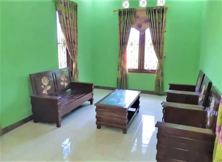 Батуретно: Vita Homestay