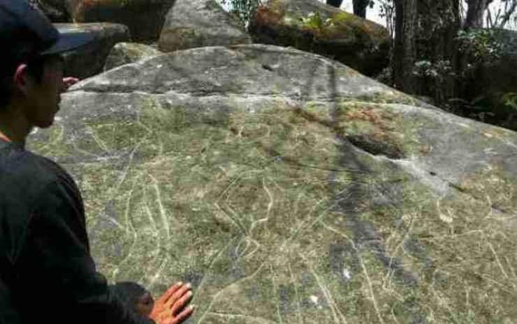 Батуретно: Watu Wayang Camp & Tracking
