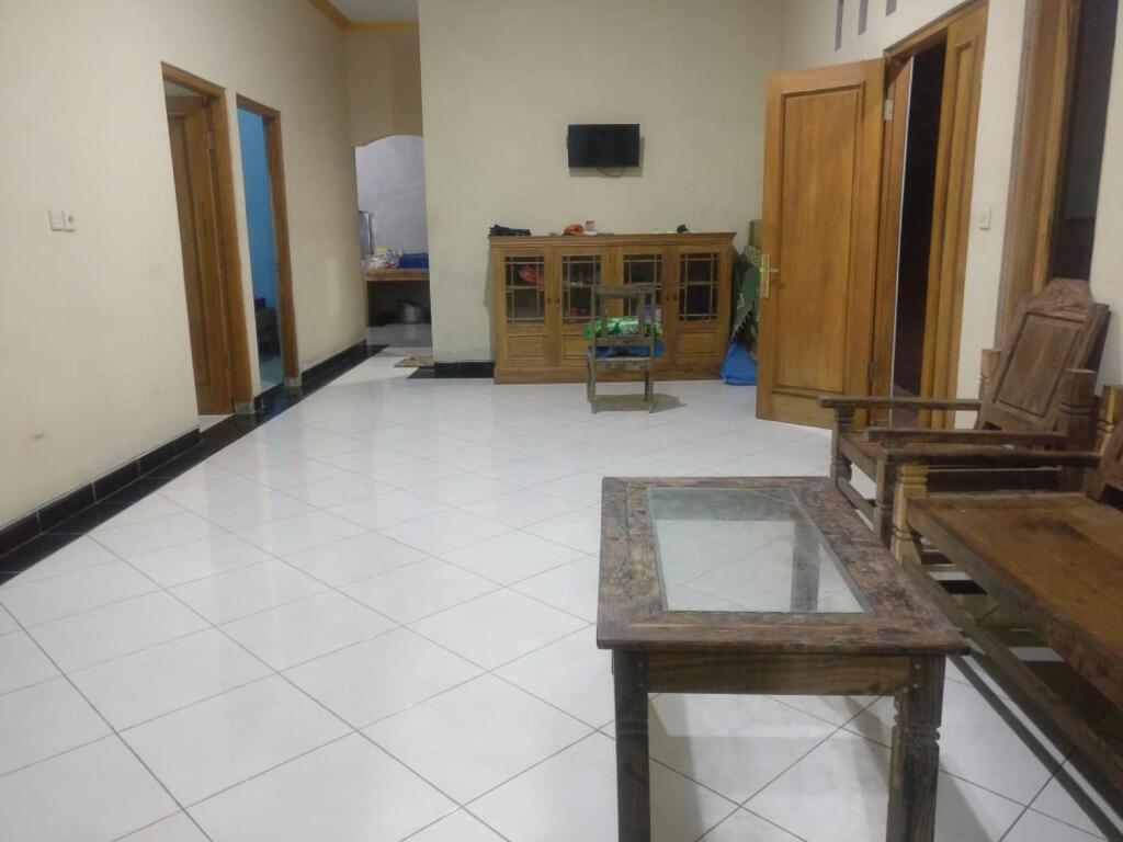 Батуретно: Imron Homestay