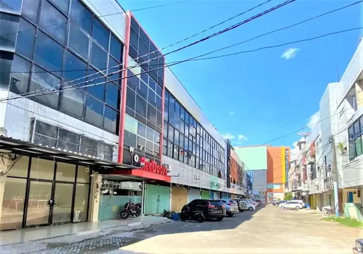 Макассар: Wisma Robinson