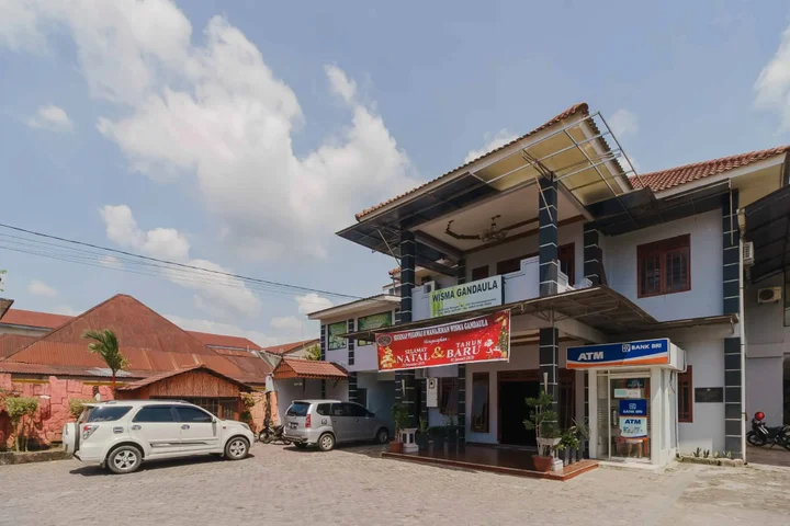 Пематангсиантар: RedDoorz near RS Harapan Pematangsiantar