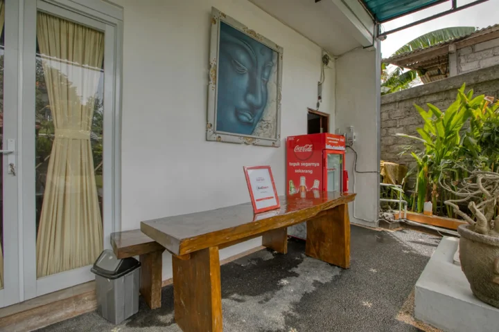 Беноа: RedDoorz near Exit Toll Nusa Dua