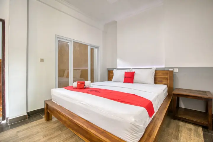 Беноа: RedDoorz near Exit Toll Nusa Dua