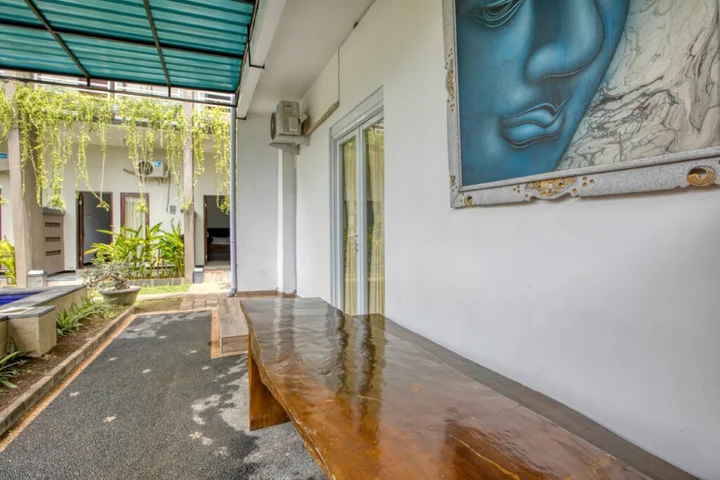 Беноа: RedDoorz near Exit Toll Nusa Dua