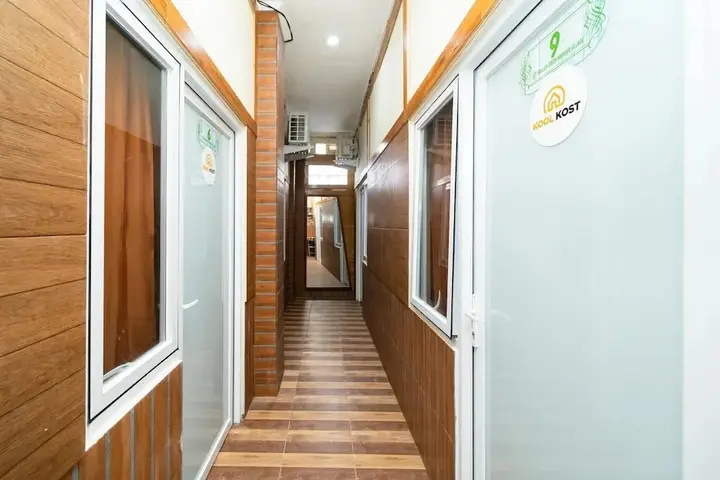Депок: KoolKost near University of Indonesia
