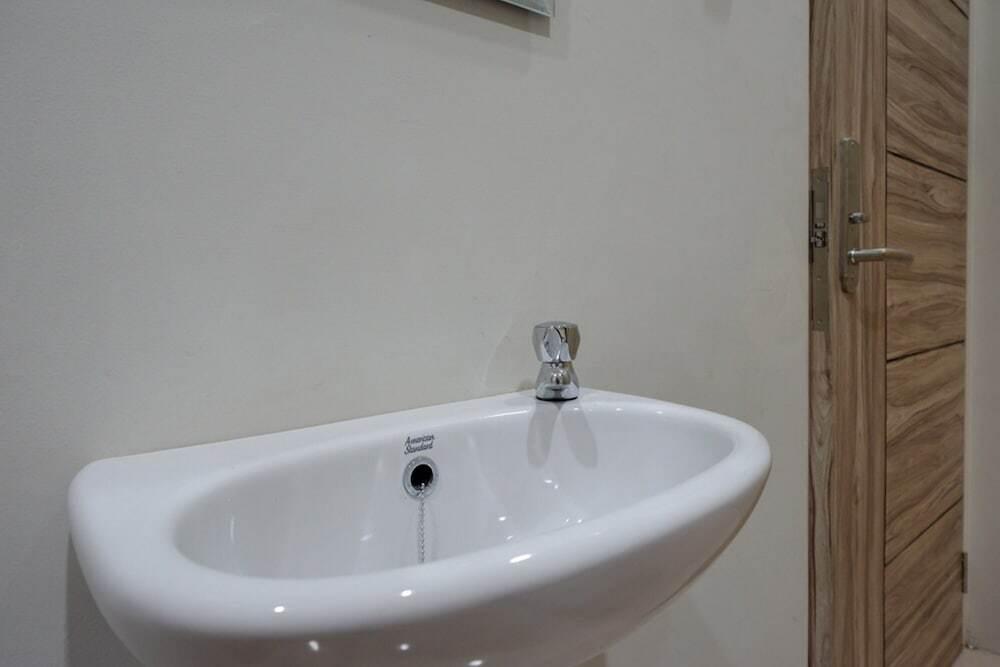 Семаранг: RedDoorz @ Jalan Kartini Semarang
