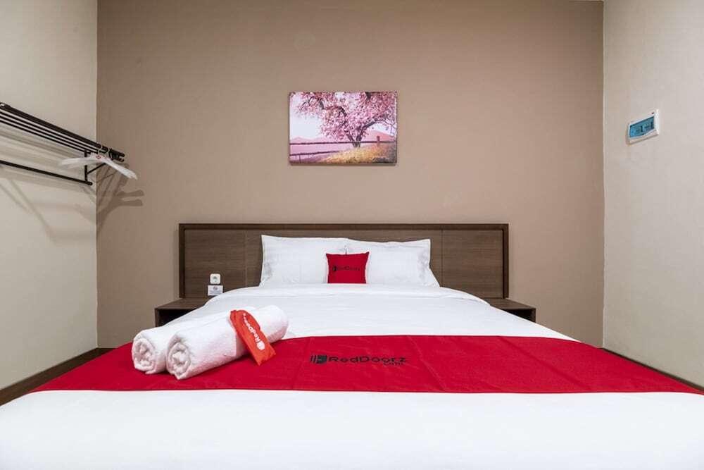 Семаранг: RedDoorz Plus near Ronggowarsito Museum Semarang