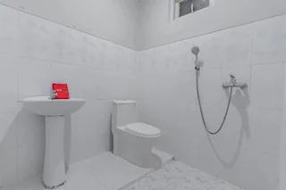 Баликпапан: RedDoorz Plus @ Bukit Cinta Street