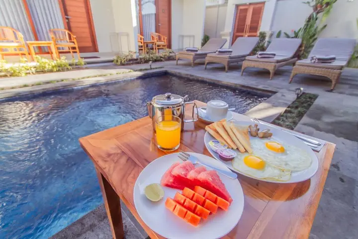 Санур: Cening Ayu Sanur