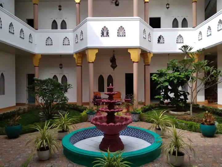 Медан: Grand Shaqilla Syariah