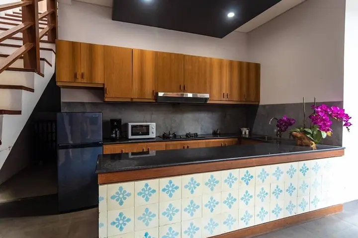 Кута: Three Bedroom Villa In Seminyak Wbreakfast