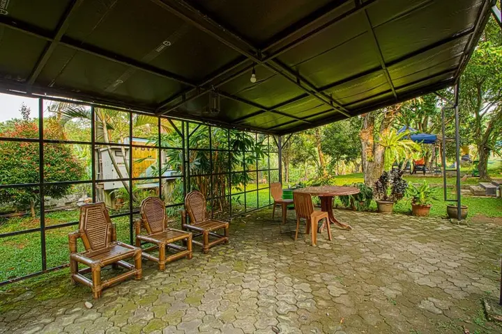 Читарингул: Wisma Atlet Sentul City