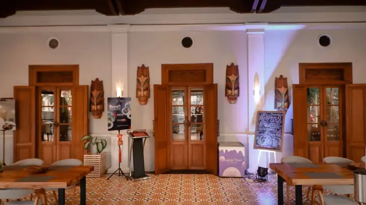 carousel image 1