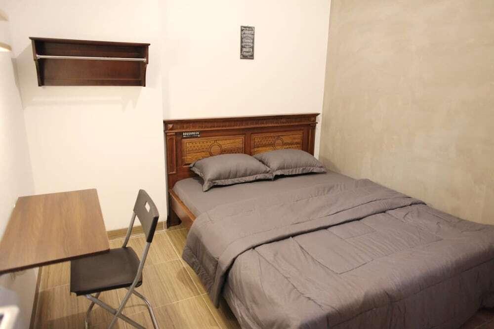 Сурабая: Nginepyuk Homestay