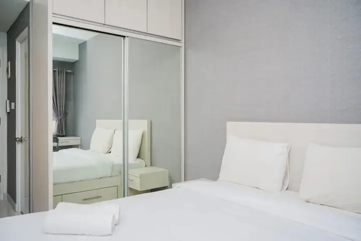 Тангеранг: Minimalist Style Studio Ayodhya Apartment