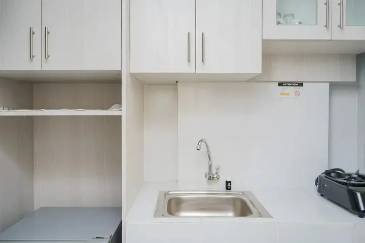 Тангеранг: Minimalist Style Studio Ayodhya Apartment
