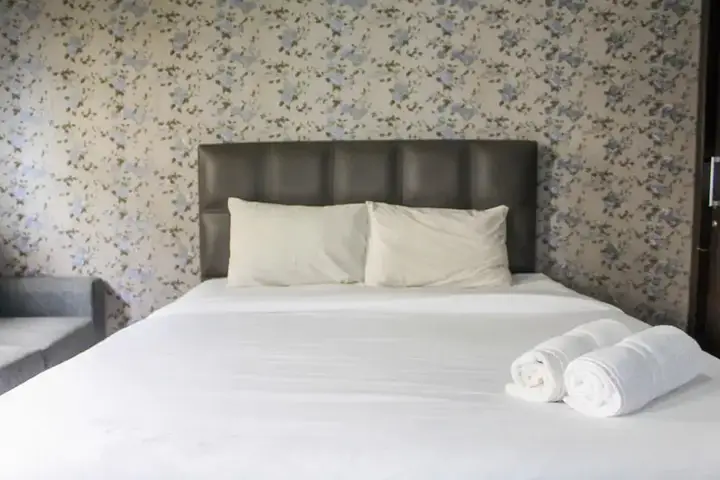 Modern Furnished Studio Room @ The Modern Golf Apartment — фото 1