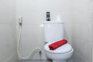 Тангеранг: Warm Studio Apartment at Ayodhya Residences