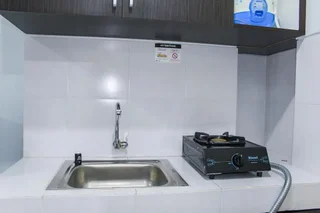Тангеранг: Warm Studio Apartment at Ayodhya Residences