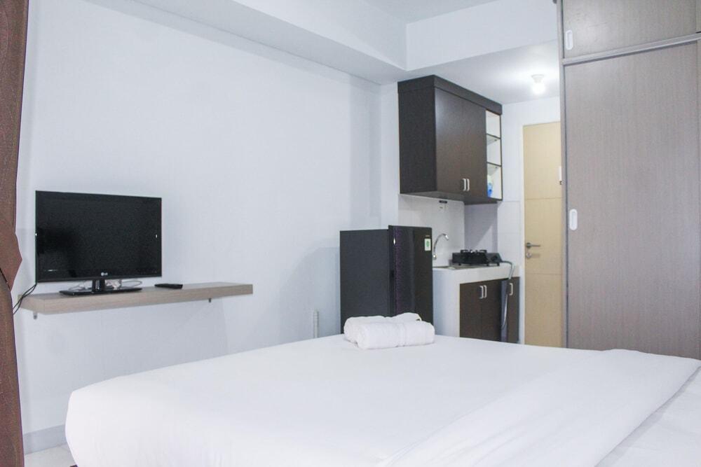 Тангеранг: Warm Studio Apartment at Ayodhya Residences