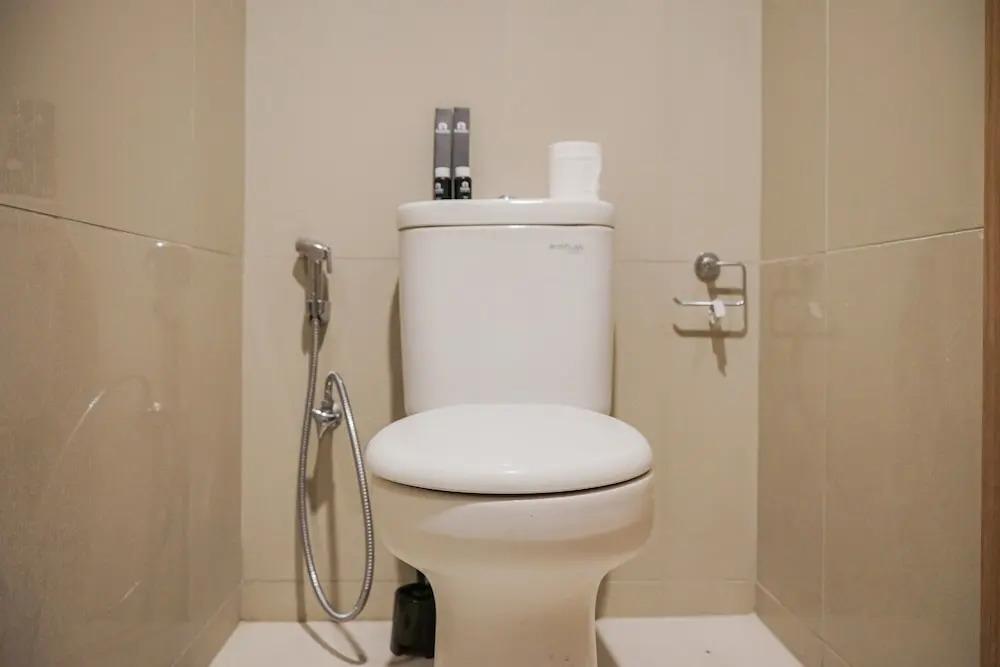Тангеранг: Studio With City View At Tree Park Cikokol