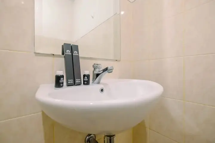 Депок: Modern and Cozy Studio Park View Condominium Apartment