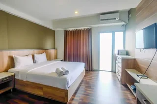 Депок: Modern and Cozy Studio Park View Condominium Apartment