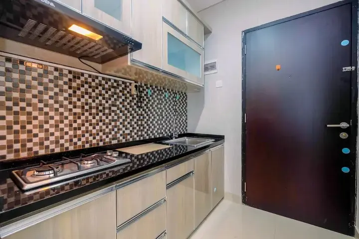 Депок: Minimalist Studio Apartment at Atlanta Residences near Hospital