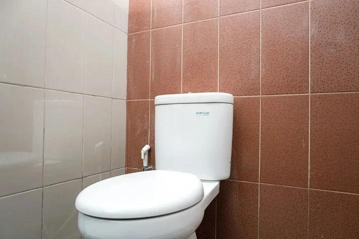 Депок: Homey and Modern 2BR Apartment at Atlanta Residence