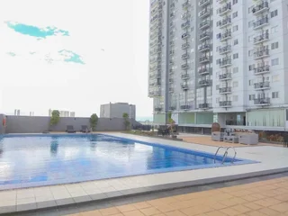 Депок: Minimalist Studio Park View Condominium Apartment near Mall