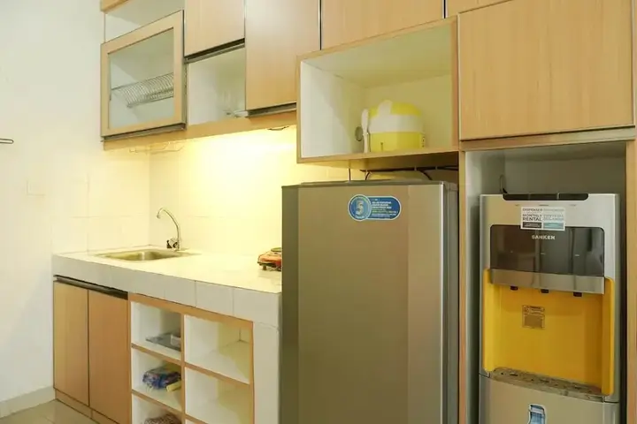 Депок: Minimalist Studio Park View Condominium Apartment near Mall