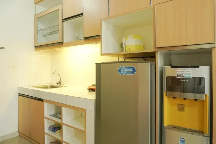 Депок: Minimalist Studio Park View Condominium Apartment near Mall
