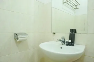 Депок: Minimalist Studio Park View Condominium Apartment near Mall