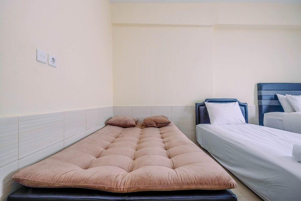 Депок: Homey Good Studio Depok Park View Condominium Apartment
