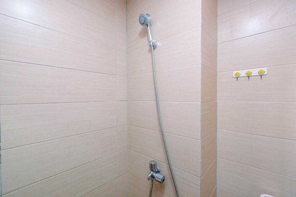 Депок: Studio Room with City View Margonda Residence 5 Apartment