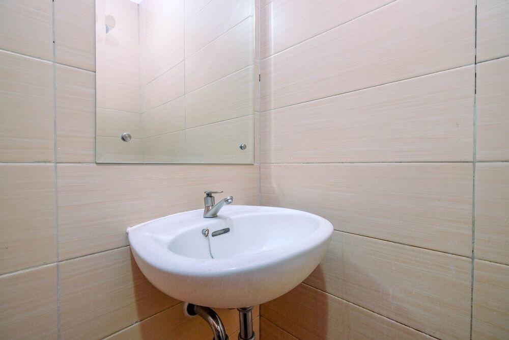 Депок: Studio Room with City View Margonda Residence 5 Apartment