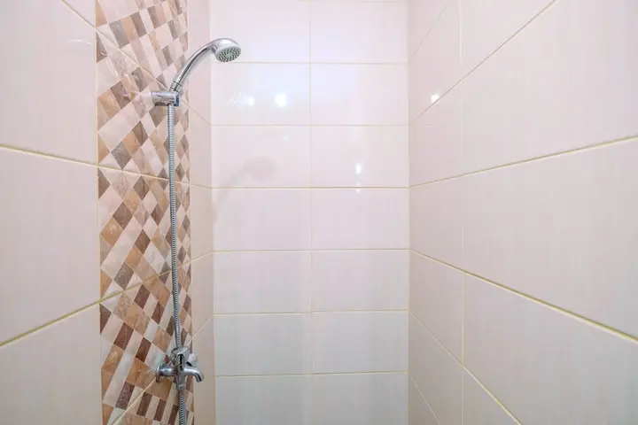 Депок: Comfy And Trendy Studio At Dave Apartment
