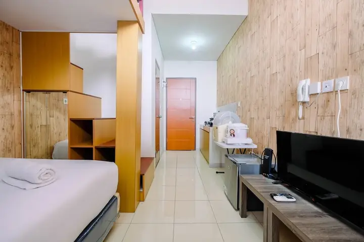 Comfy And Trendy Studio At Dave Apartment — фото 1