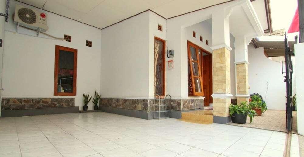 D'Java Homestay Seturan by The GrandJava — фото 1