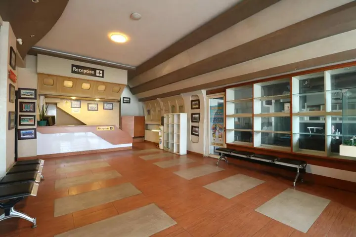 Тангеранг: Sky Airlines Guesthouse