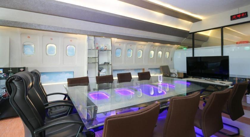 Тангеранг: Sky Airlines Guesthouse